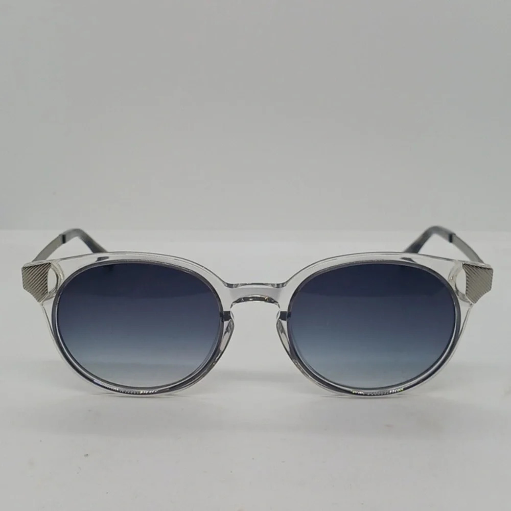 NWOT COCO AND BREEZY SUNGLASSES INSPIRE CLEAR GREY
